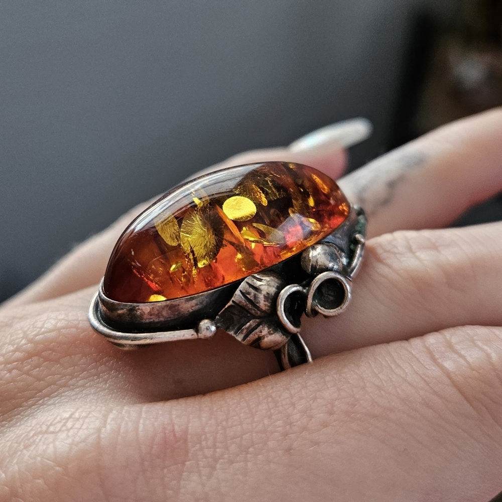 Vintage Sterling Silver & Amber Ring